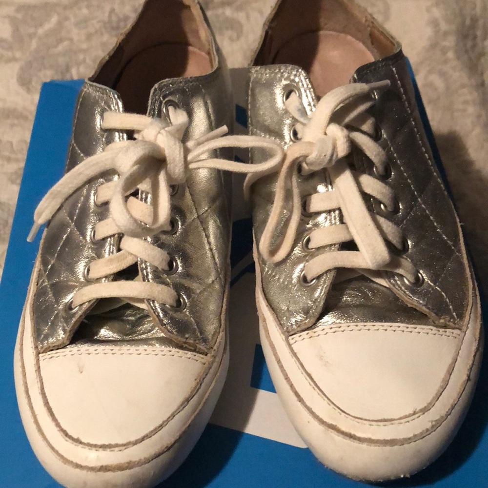 Silver Vionic Sneakers - Converse style